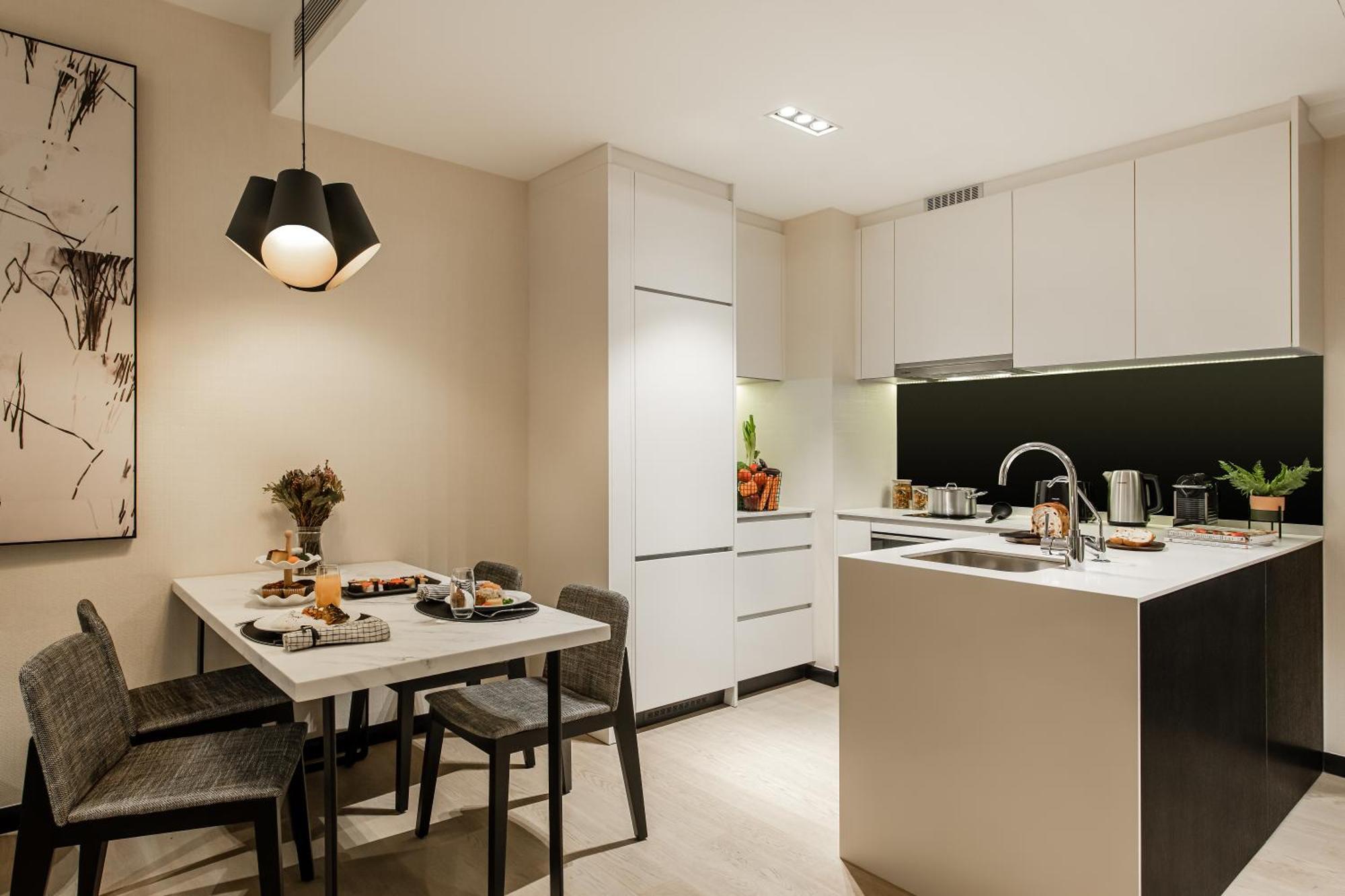 Ascott Star Klcc Kuala Lumpur Exterior foto A kitchen in a typical apartment