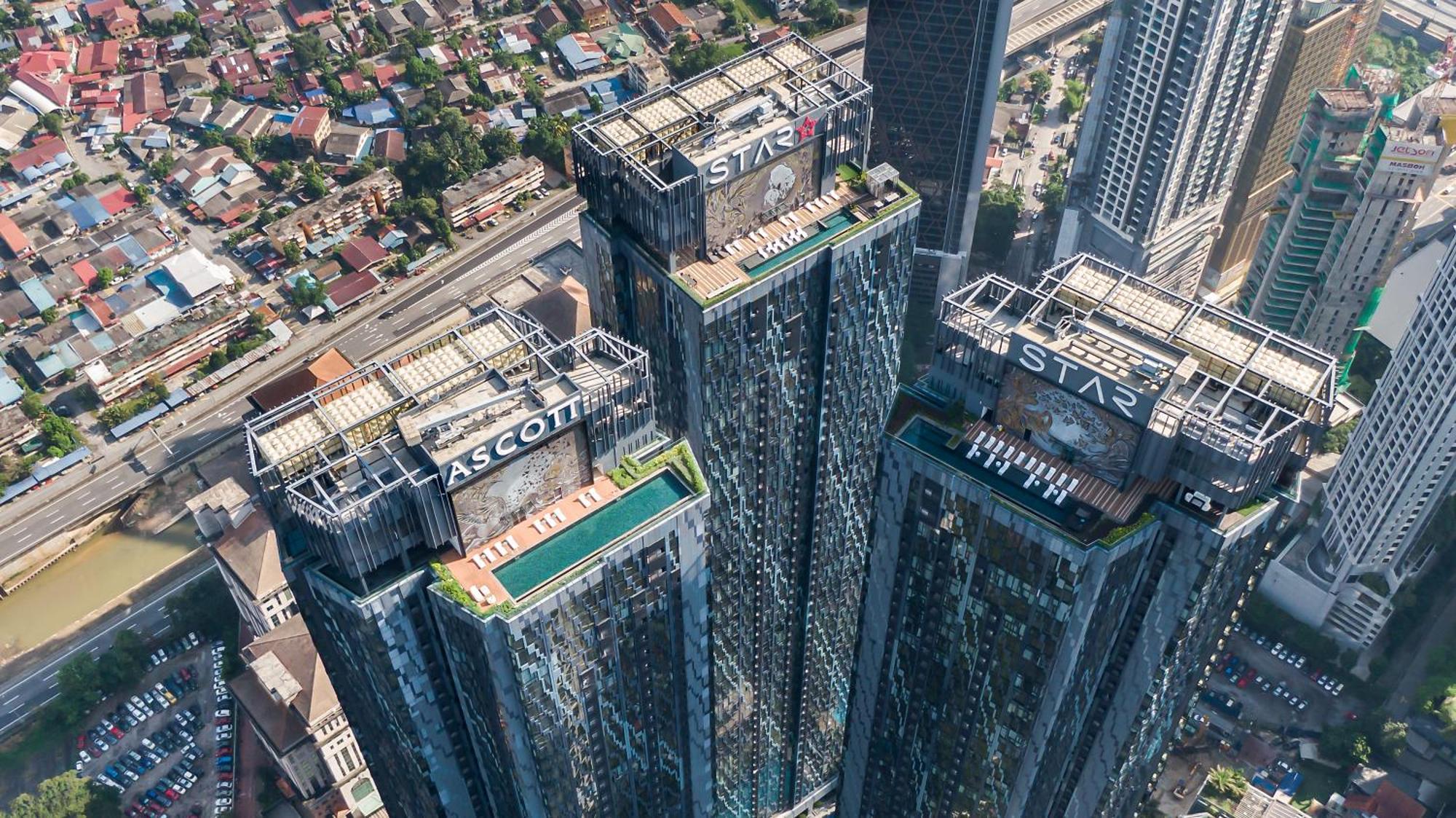 Ascott Star Klcc Kuala Lumpur Exterior foto Aerial view of the complex